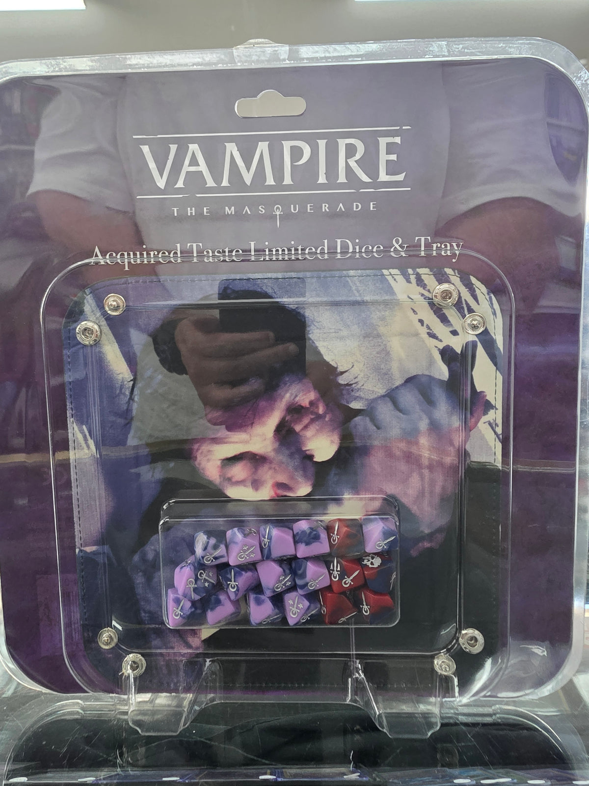 Vampire the Masquarade 5th edition: Aquired Taste Dice and Tray