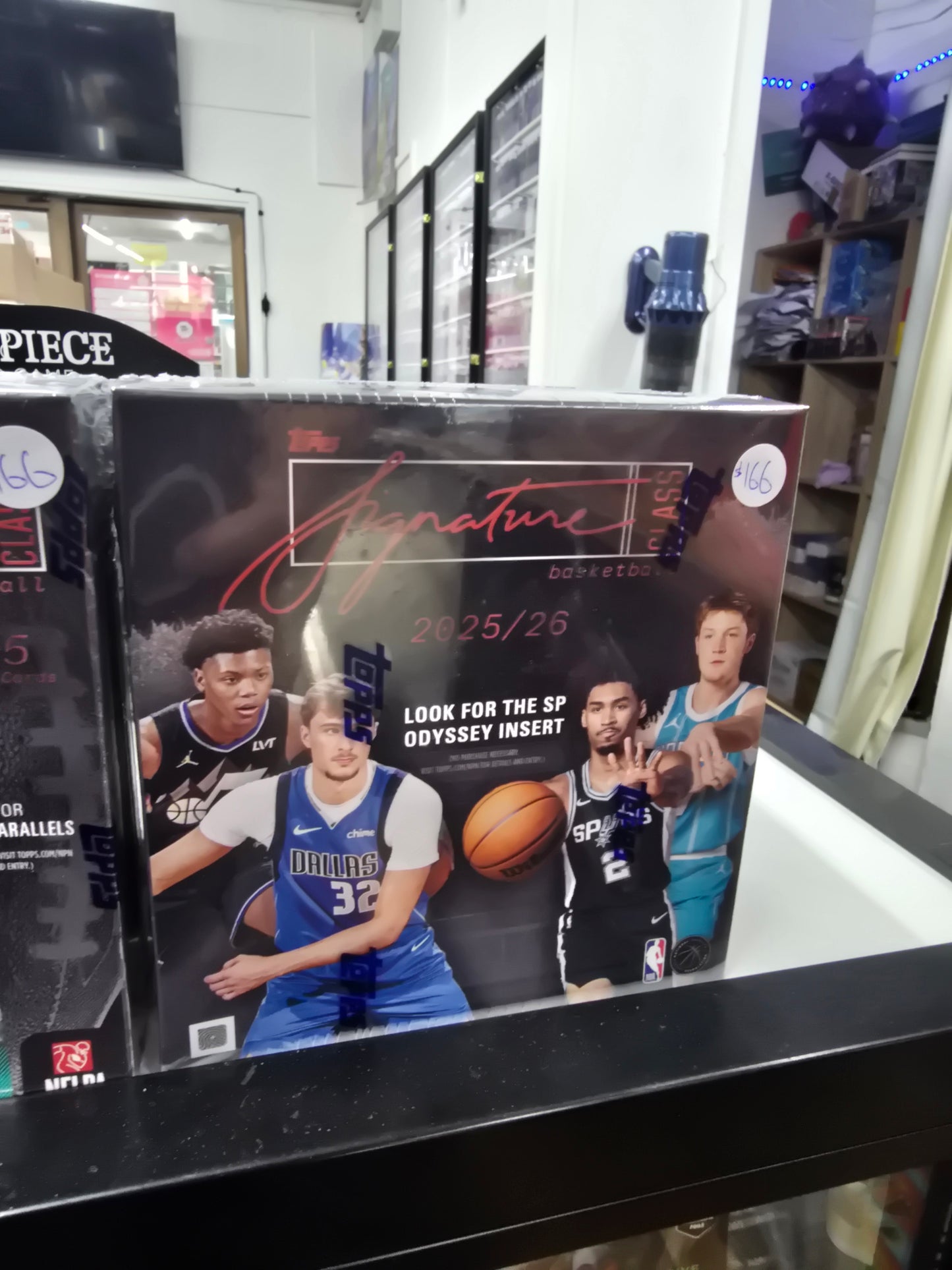 Topps 2025 Signature Class - NBA Mega Box