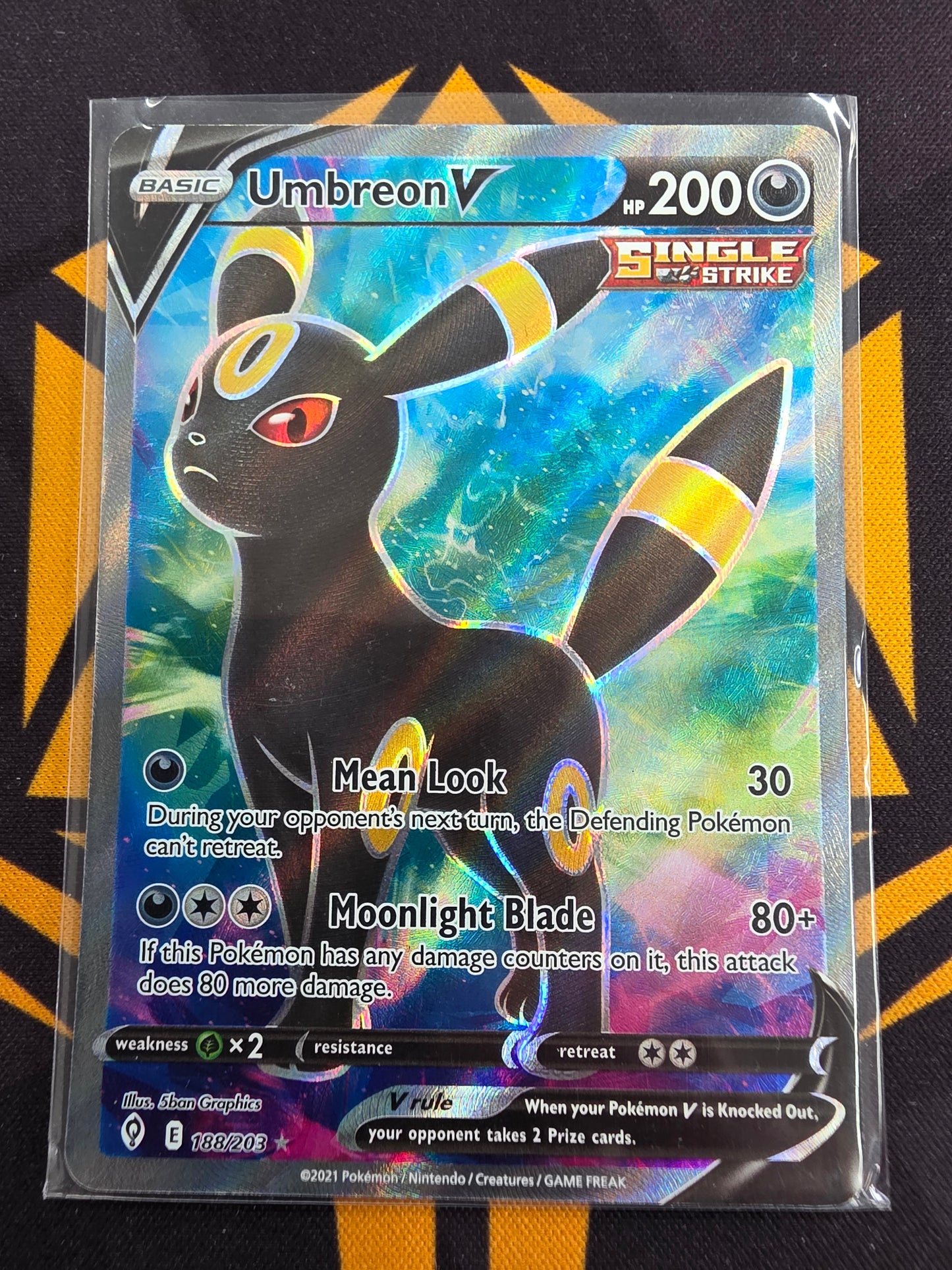 Umbreon V (188/203) (Full art)
