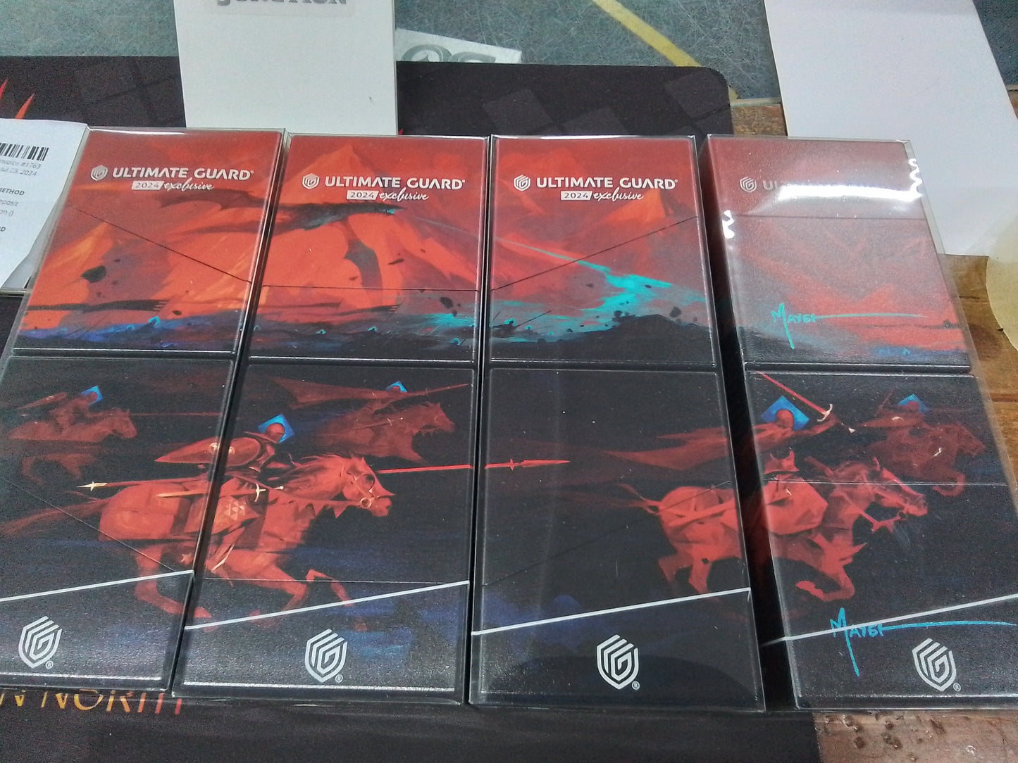 Ultimate Guard Boulder dual pack"Crowned with fire"