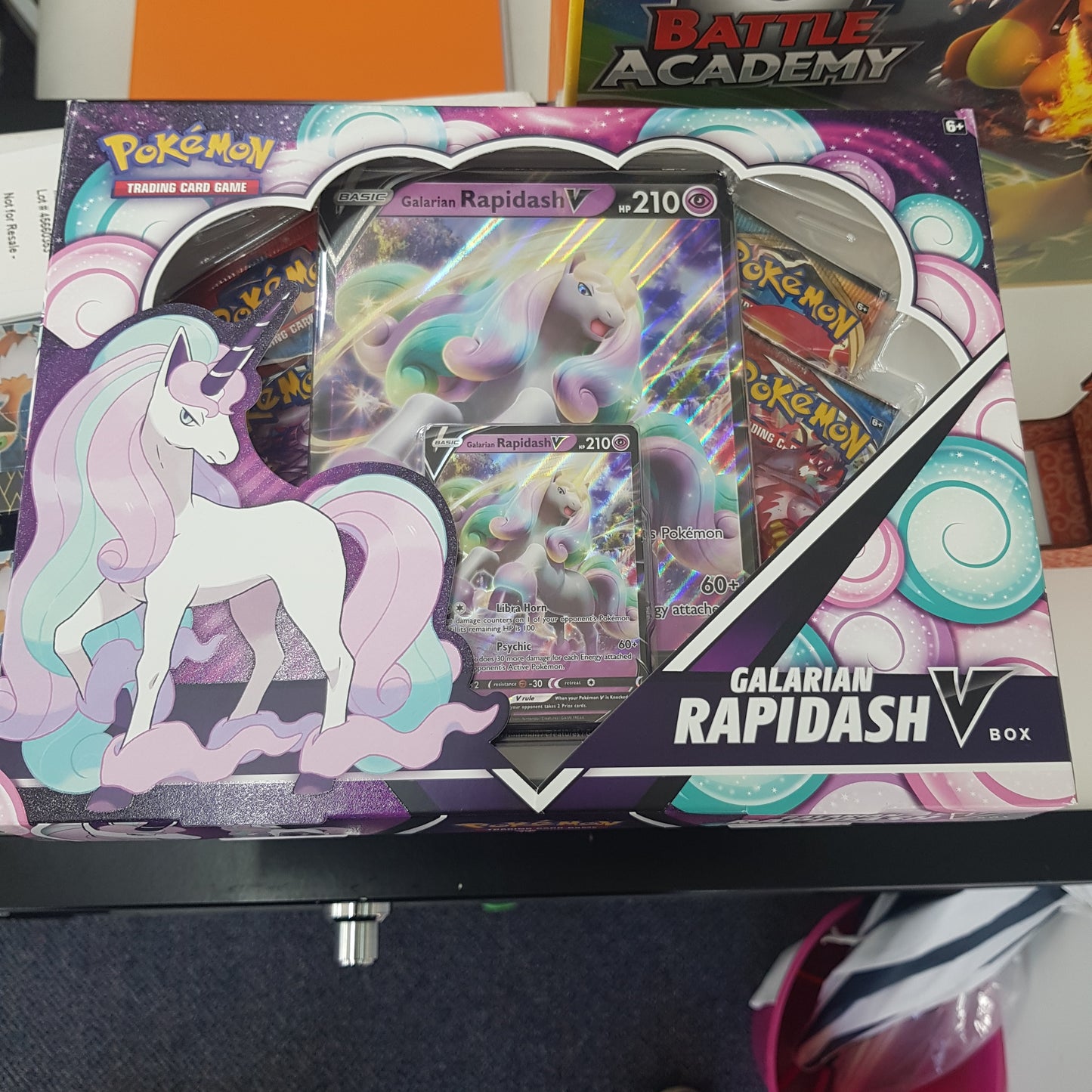 Pokemon TCG Rapidash V Box