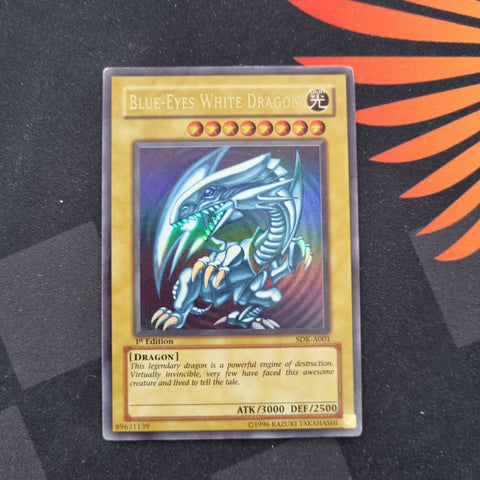Blue-Eyes White Dragon (SDK-A001)