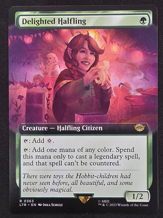 Delighted Halfling (LTR, Extended Art)