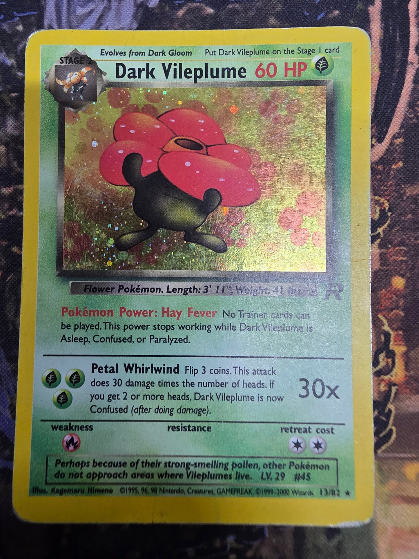 Dark Vileplume (13/82) DAMAGED