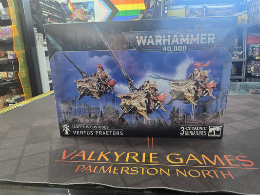 Warhammer 40k: Adeptus Custodes: Vertus Praetors