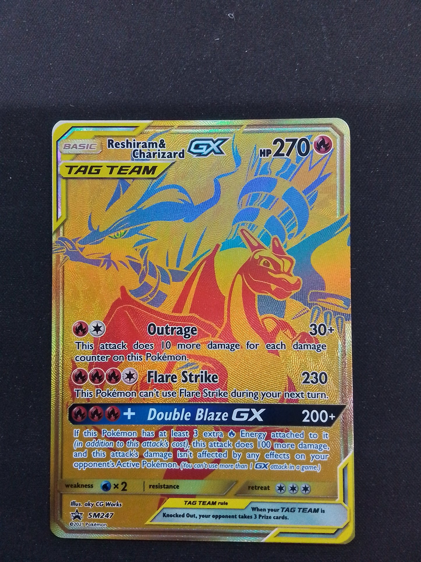 Reshiram & Charizard GX (SM247)