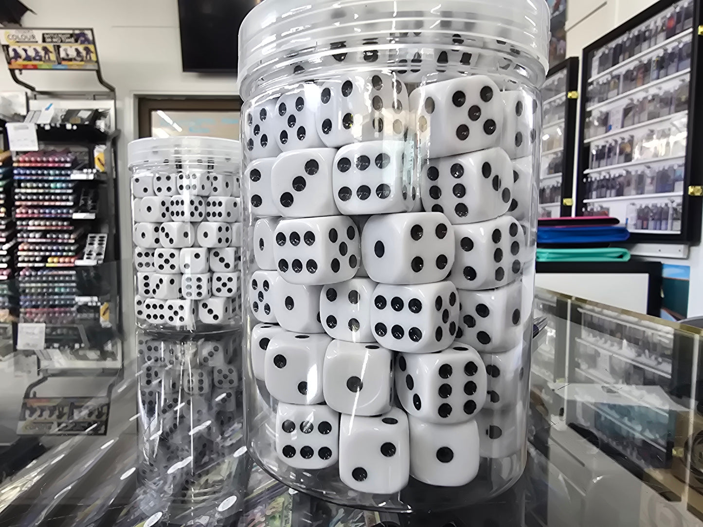 Tub of D6