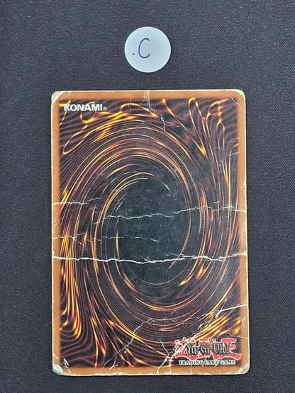 Blue-Eyes White Dragon (SDK-A001) DAMAGED