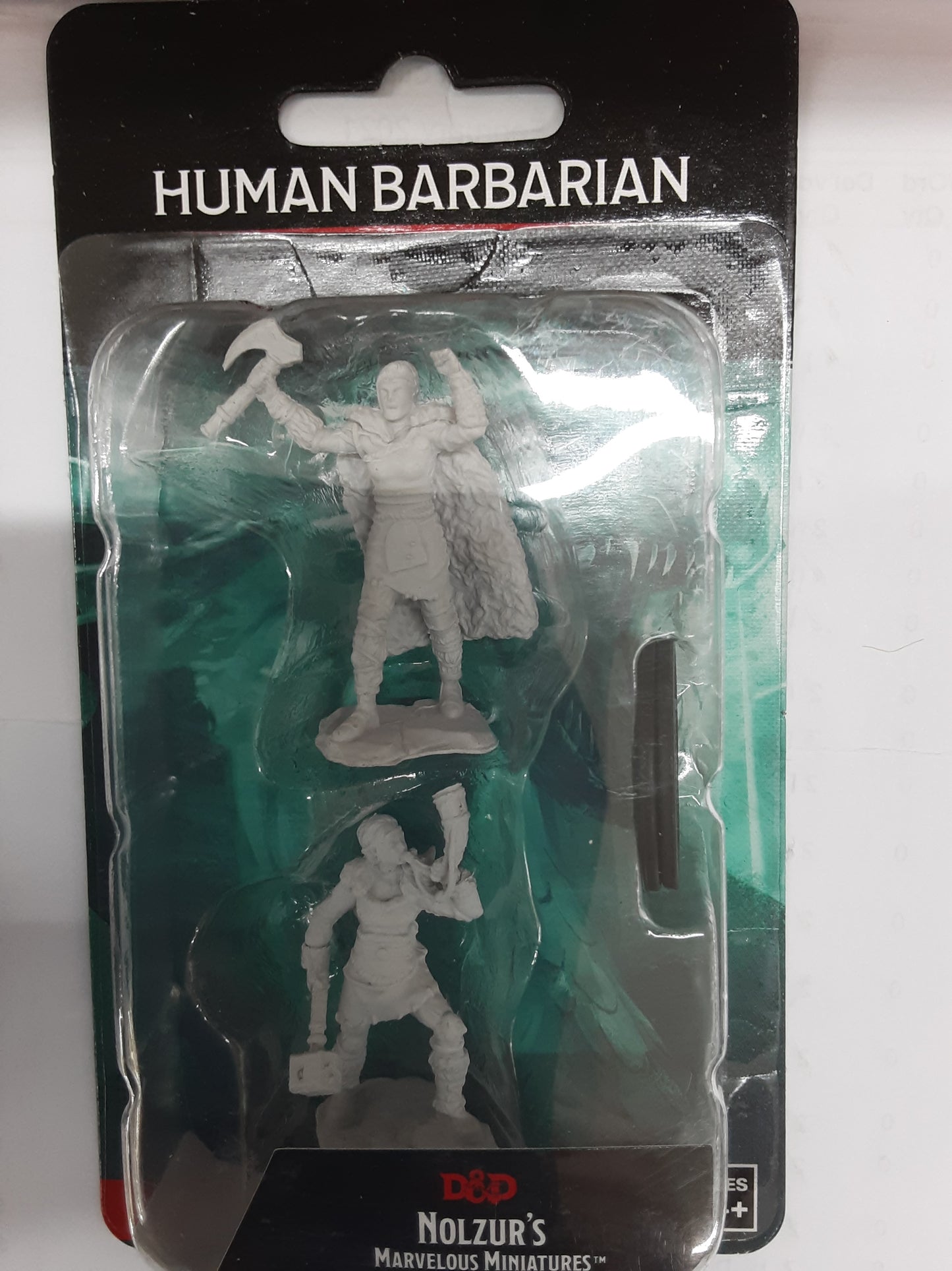 Human Barbarian, Female (UNPAINTED)